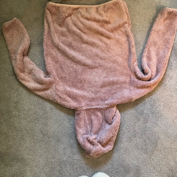 Mauve Patagonia Fuzzy Pullover with Hood - Picture 5 of 6